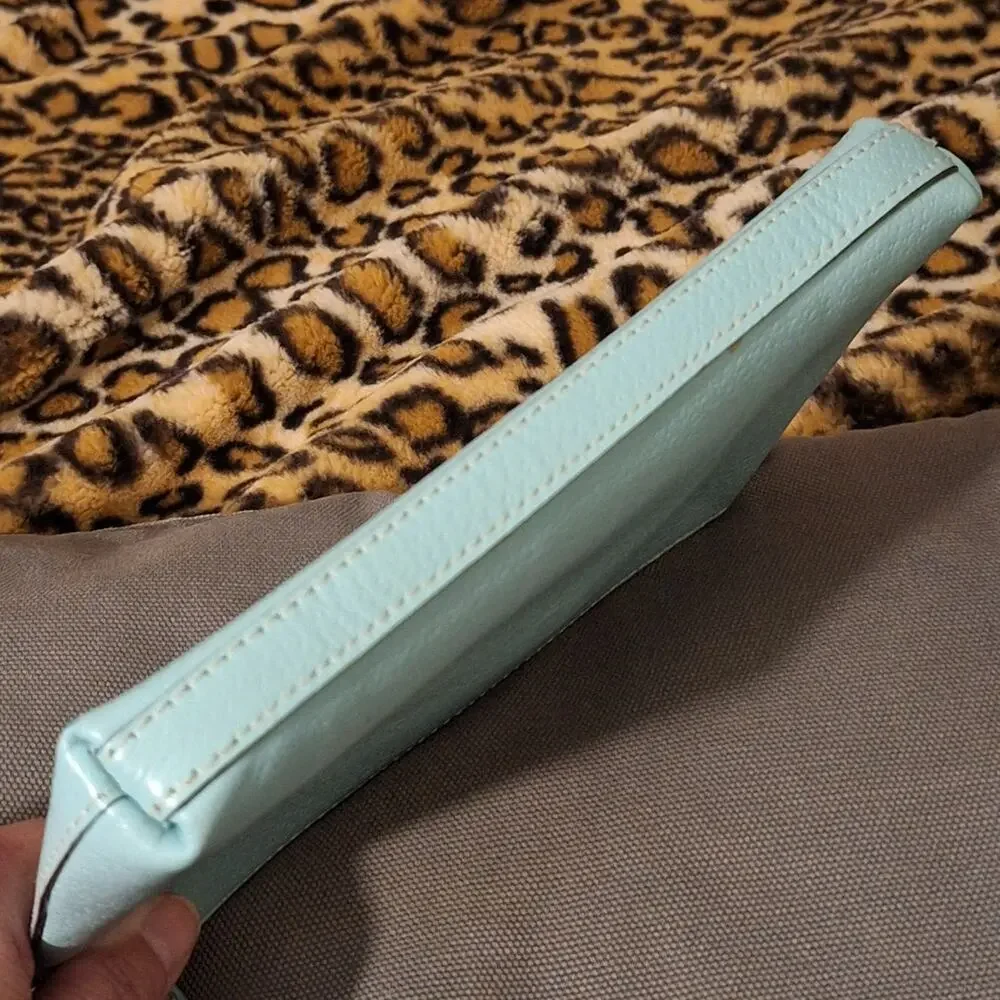 Kate Spade Wristlet Clutch Robin's Egg Blue Leather Pebbled Classic Retro Preppy - Picture 4 of 10